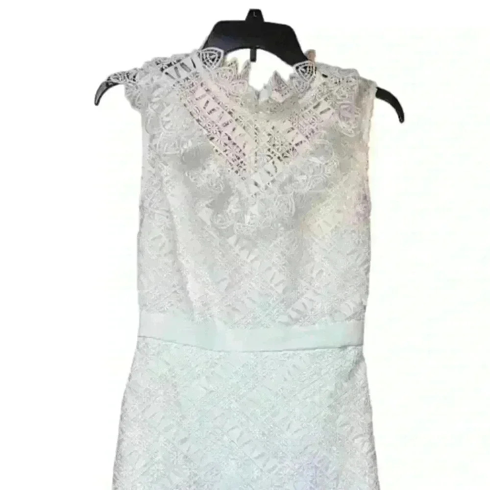 White Lace  Lined Dress Poly-Cotton Beautiful Details NWOT